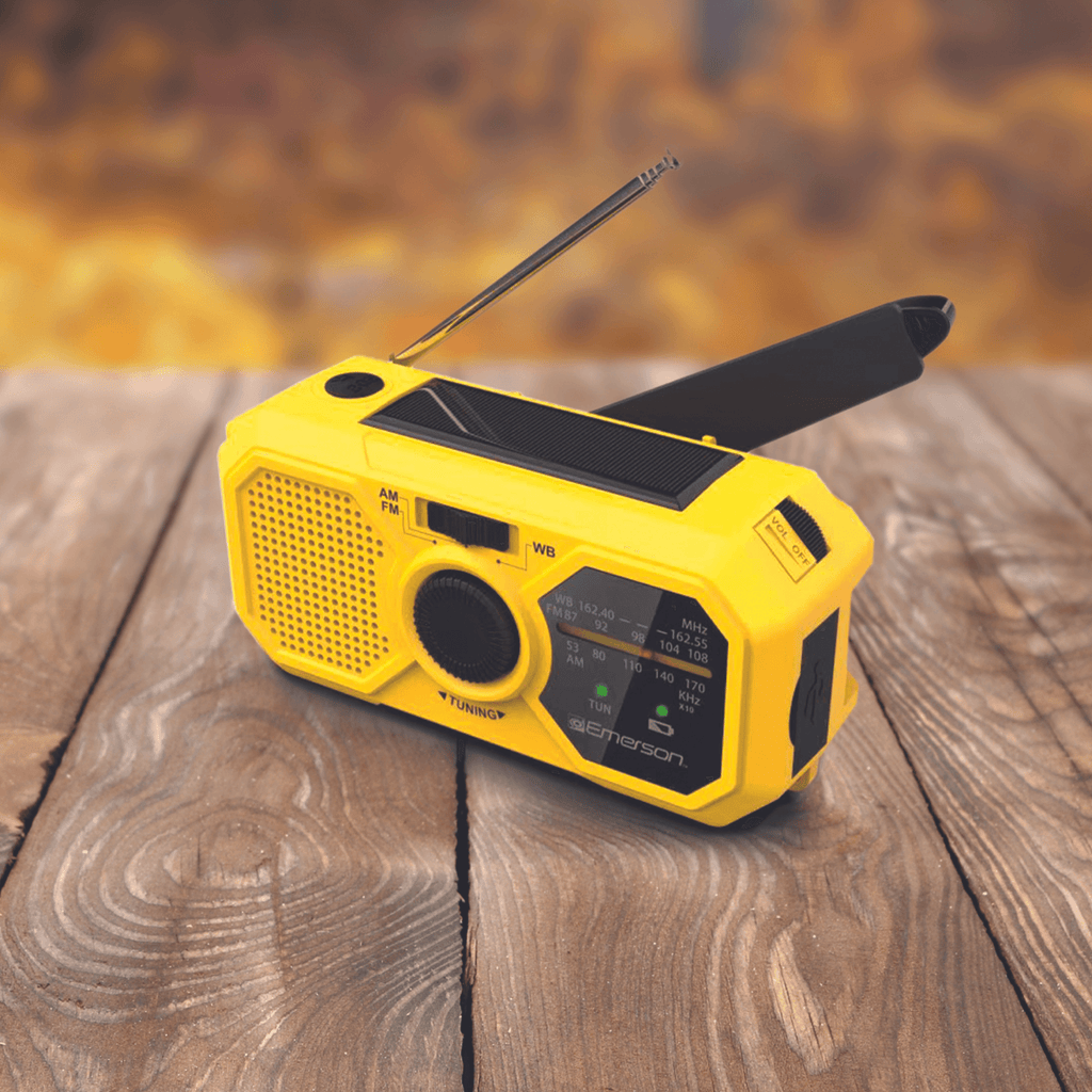 Emerson Emergency AM / FM Radio with Weather Band and Power Bank-2