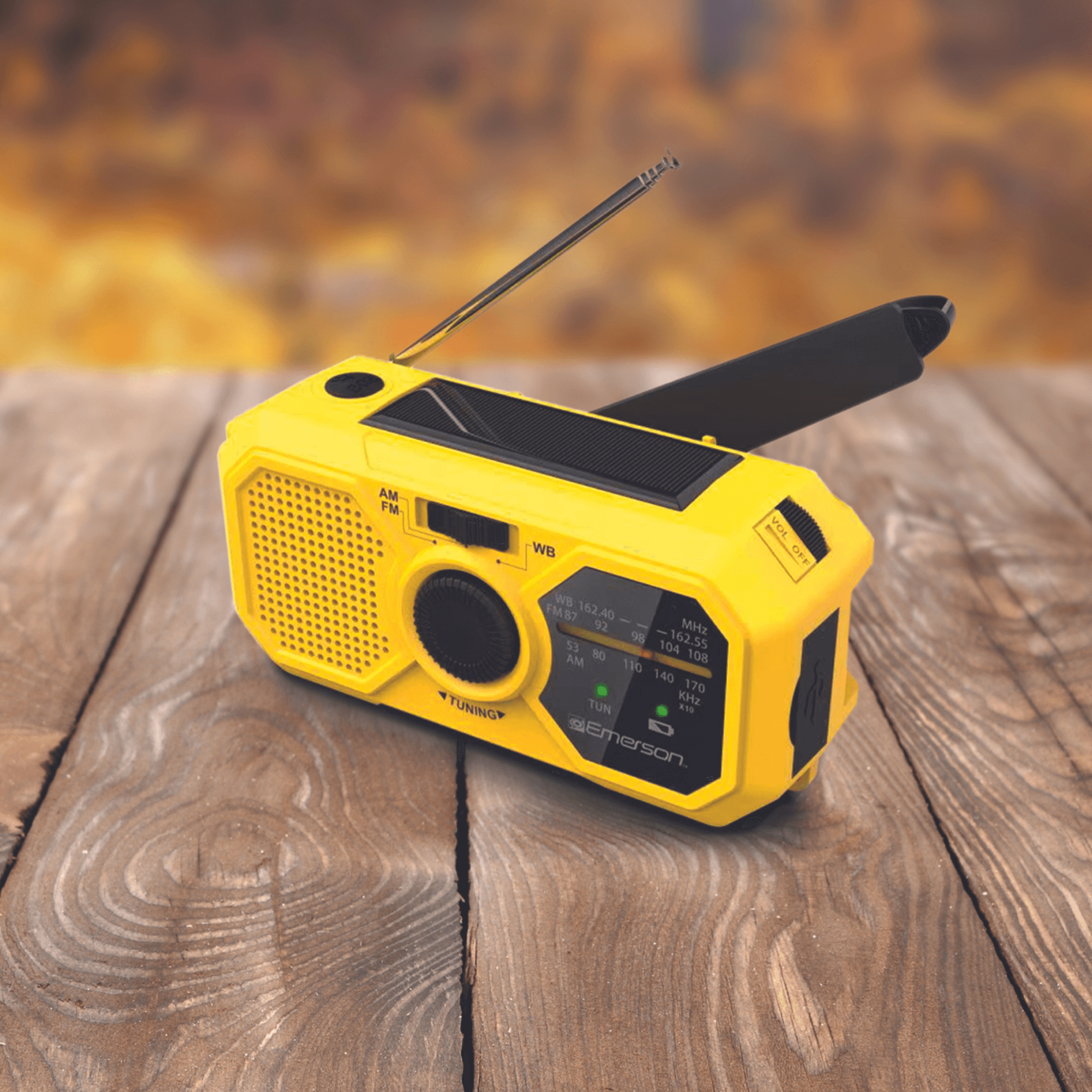Emerson Emergency AM / FM Radio with Weather Band and Power Bank-2